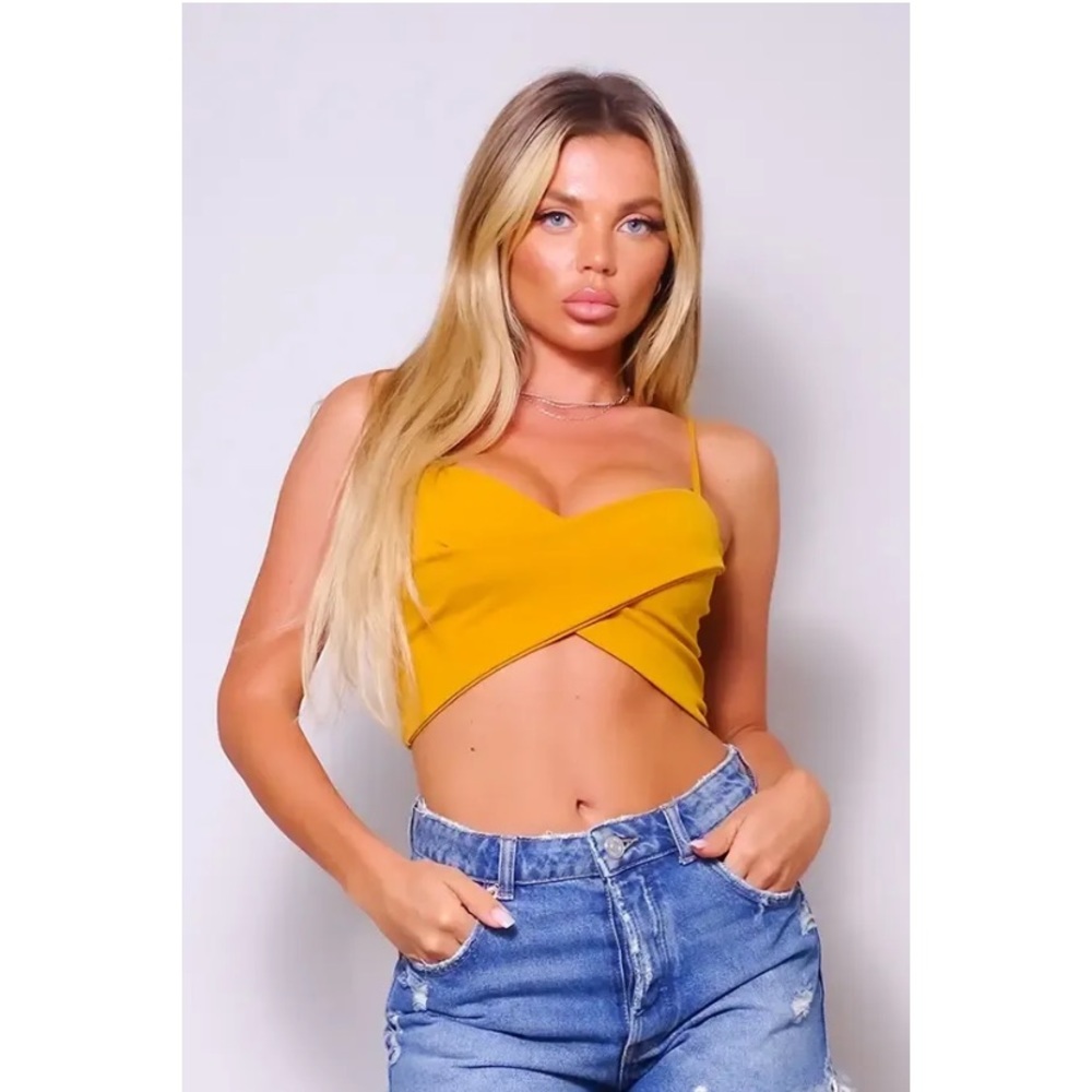 Twist Front Crop Top